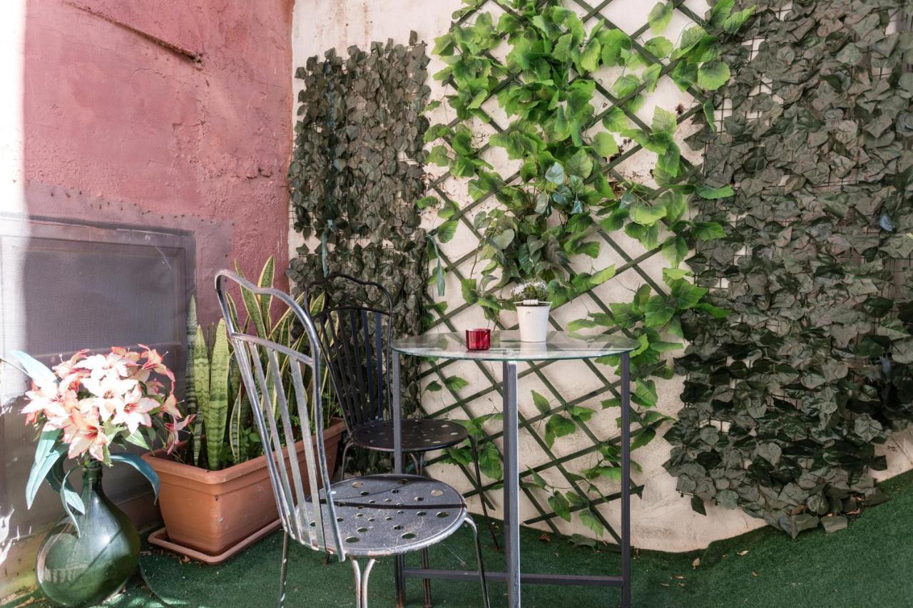 Da Gianni E Lucia Rooms With Bathroom In The City Center CTA Exterior foto