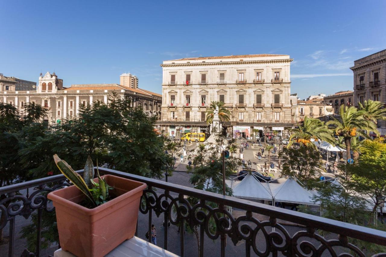 Da Gianni E Lucia Rooms With Bathroom In The City Center CTA Exterior foto